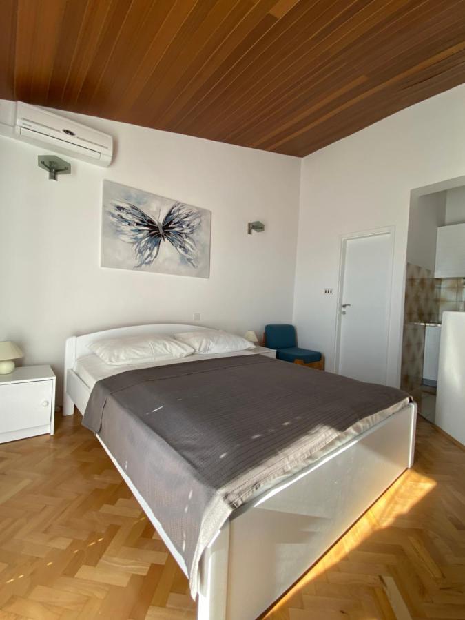 Studio Apartman More Baška Voda Extérieur photo